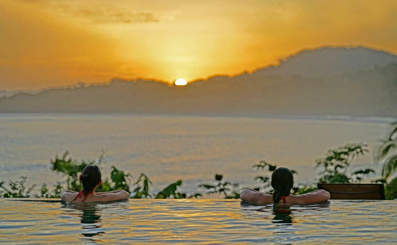 Nammbu Beach Front Bungalows Samara Luaran gambar